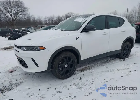 2023 Dodge Hornet Gt Plus Awd из США, поврежденный, VIN ZACNDFBN4P3A04800